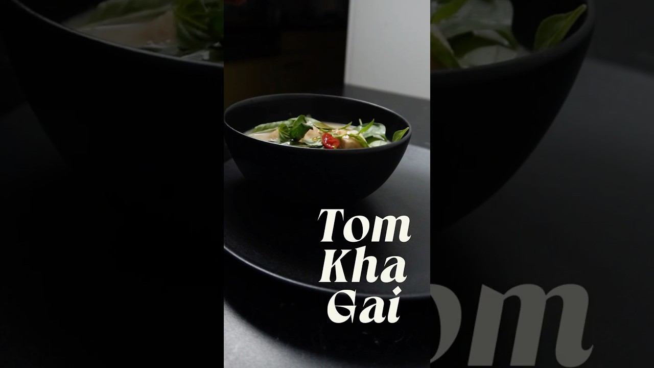Rezeptvideo: Tom Kha Gai – thailändische Poulet-Kokos-Suppe
